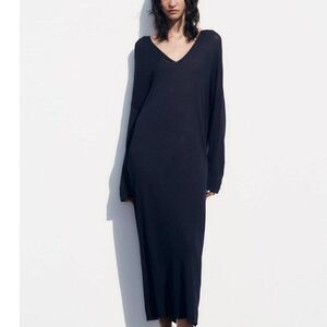Zara navy v-neck shift flowy sheer midi knit dress size s